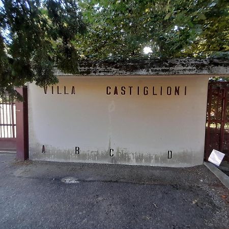 Appartamento Dellea Luino Kültér fotó