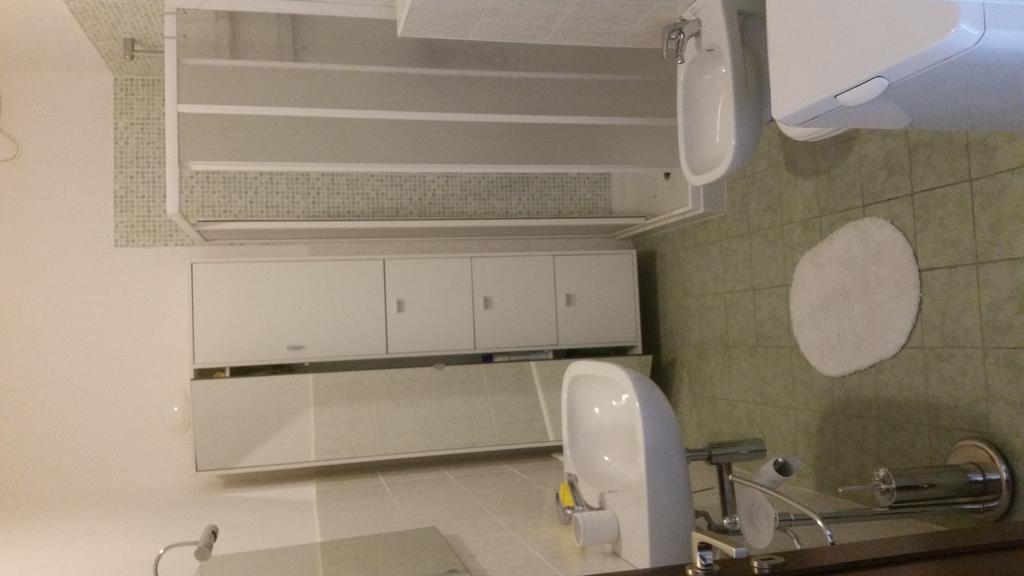 Appartamento Dellea Luino Kültér fotó